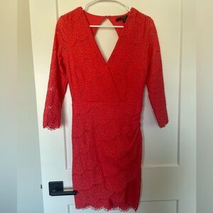 GUESS Coral Lace Bodycon Dress – Size M